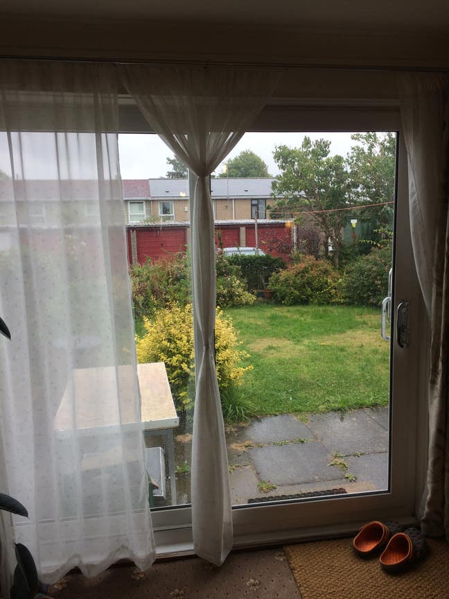 Quiet room in South Sheffield Main Photo