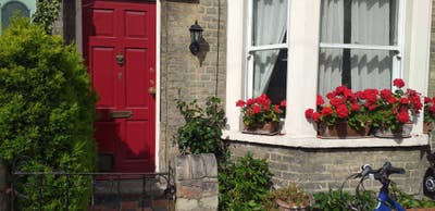 &pound;900 doubleroom+ensuite. Available 17 June 2026 Main Photo