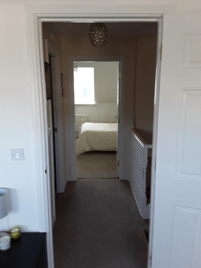 Own Floor in Townhouse..   A place to call home. Main Photo