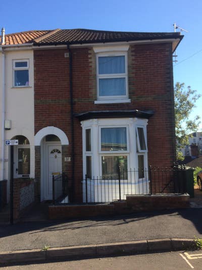 1 Girl to Share City Centre House, Bills All inc  Main Photo