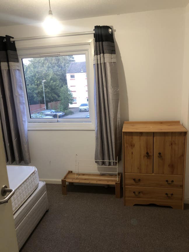 Single Room, quiet friendly House Share Main Photo
