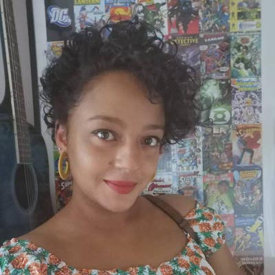 Professional Female seeks a double room Main Photo