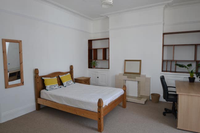Student House 1 Double Room &pound;105/Week Main Photo