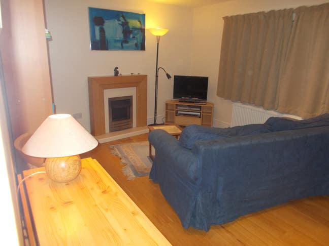 Self-contained studio/flat in family house Main Photo