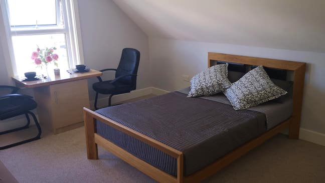 All Bills Included-Private Studio- Poole Main Photo