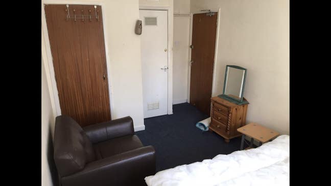 2 Double rooms Flat share £440 PCM all inclusive  Main Photo
