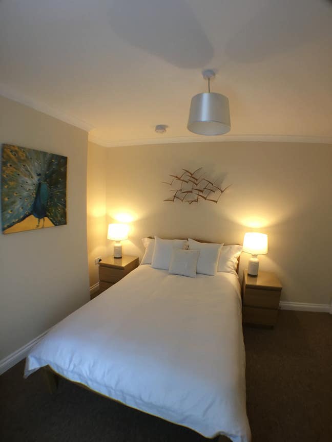 🌞 Beautiful Double en-suite room 🌞  Main Photo
