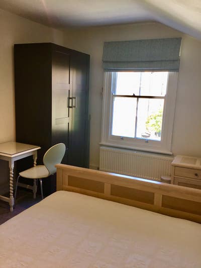Dble Room with private bth, SW4 all incl. &pound;500 dep Main Photo