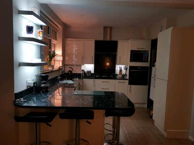 SW19 Wimbledon Executive  Houseshare Main Photo