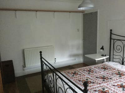 Large Double Room Montpelier Main Photo