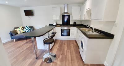 Modern Studio Apartment Marshfield Cardiff Main Photo