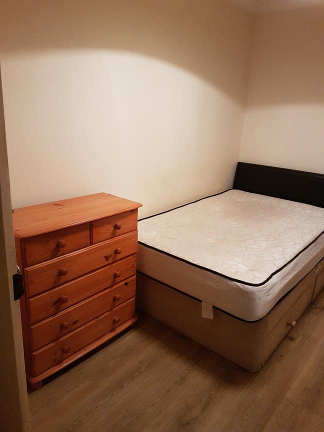 Double Room to let Main Photo