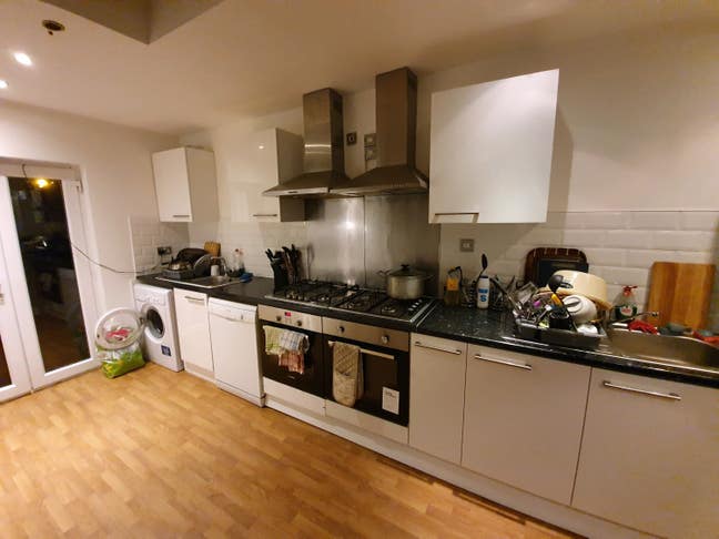 Double Room in n Harrow On The Hill  Main Photo
