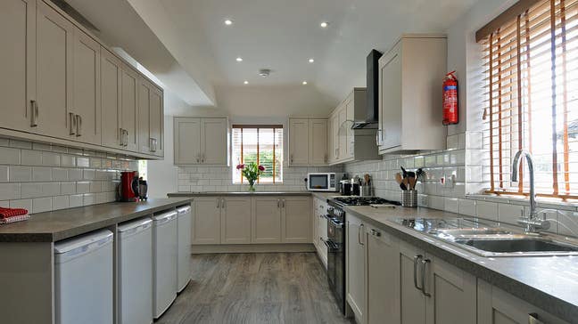 Possibly .....the best house share in Salisbury  Main Photo