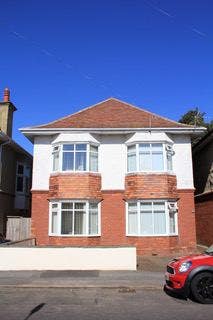 Cosy Double Room in Quite House Main Photo