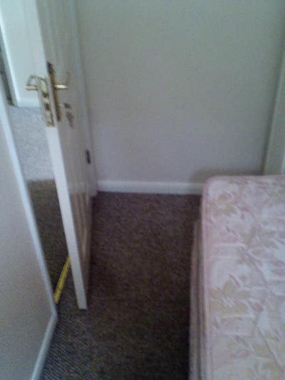     Men Preferred small  single  in  house  share Main Photo