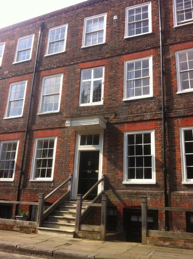 Self-contained flat in beautiful historic property Main Photo