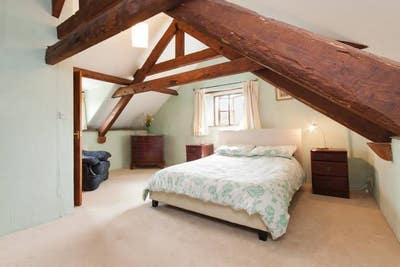 Ensuite double aspect room, characterful farmhouse Main Photo
