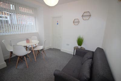 Luxury En Suite Rooms Available, HU3 Main Photo