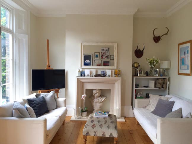 Double Room Available! Main Photo