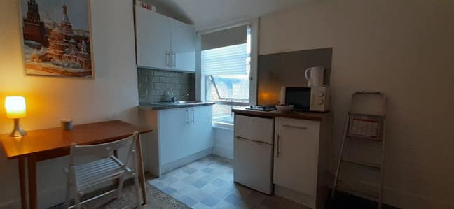 Double  Bedsit with Own Kitchen. All Bills inc.  Main Photo