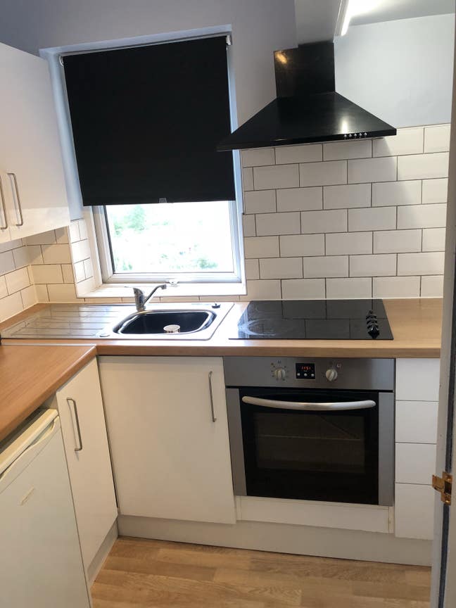 Studio Apartment near Town Main Photo