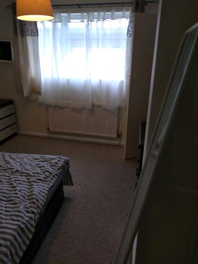 Spacious Double room for rent  Main Photo