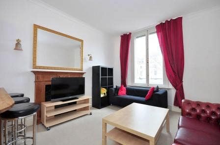 W2 Central London Ensuite Bedroom with all Bills Main Photo