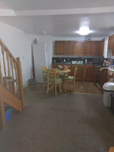 Double en-suite room in modernised shared home Main Photo