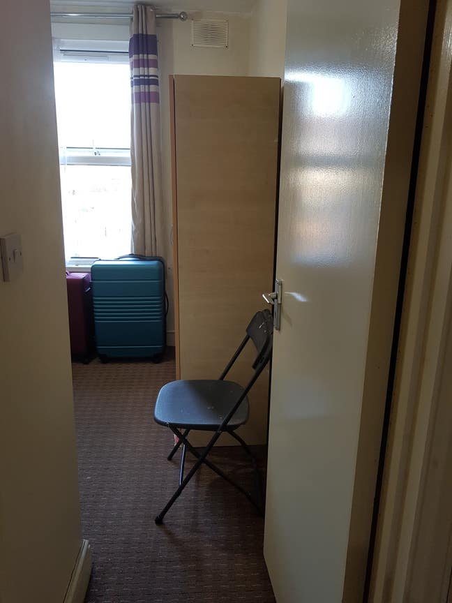 Nice and Clean Box Room to rent in a family house  Main Photo