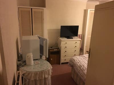Large bright double room to rent  Main Photo