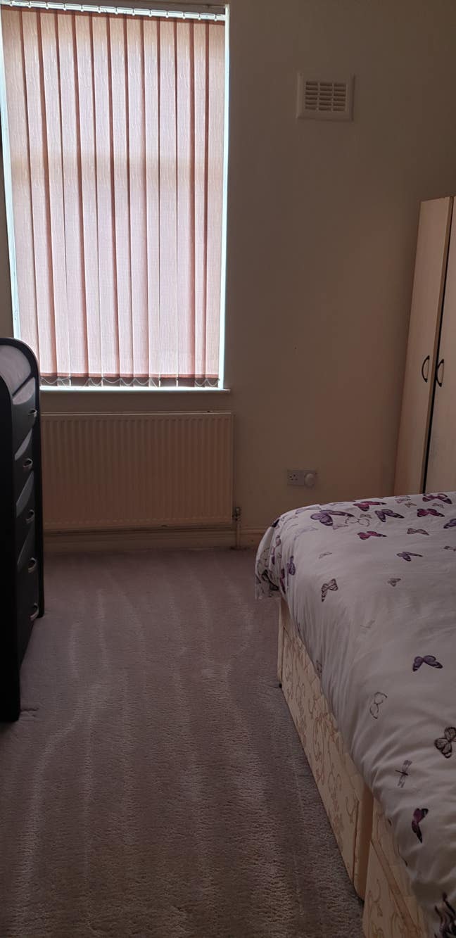 Double room near city center M13 Main Photo