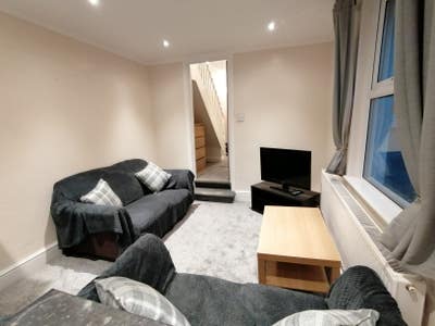 Social male needed June - lovely Cathays house Main Photo