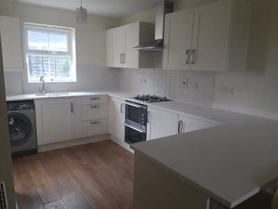 Large dbl room close to UEA N&N, garage, parking. Main Photo