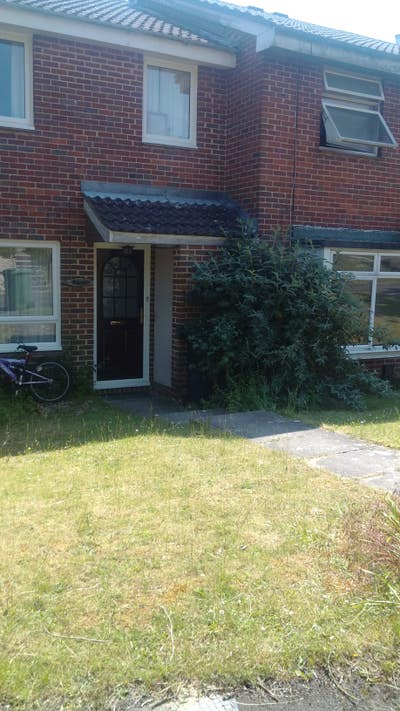 Pleasant Room to Rent Main Photo