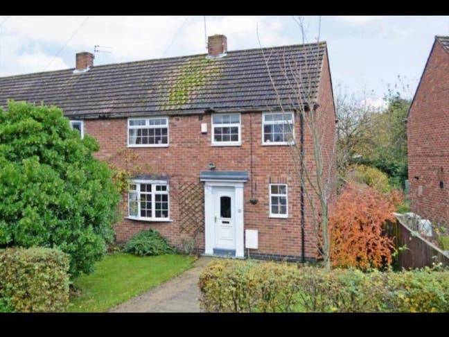 York - spacious single room - bills included Main Photo