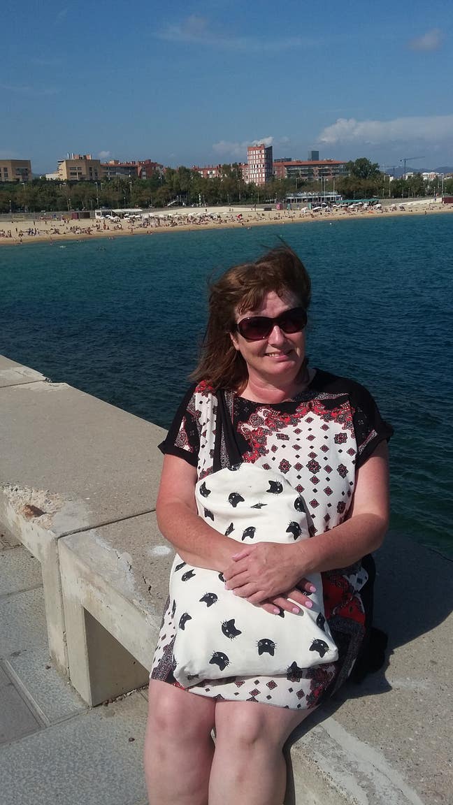 Friendly female looking for room in smaller share Main Photo