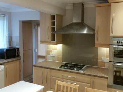 Very large room in chandlers ford Main Photo