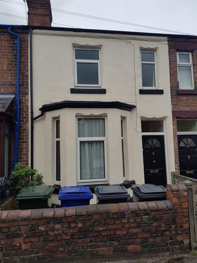 Mill St 3 room student hse 26/27 £118 BILLS INC Main Photo