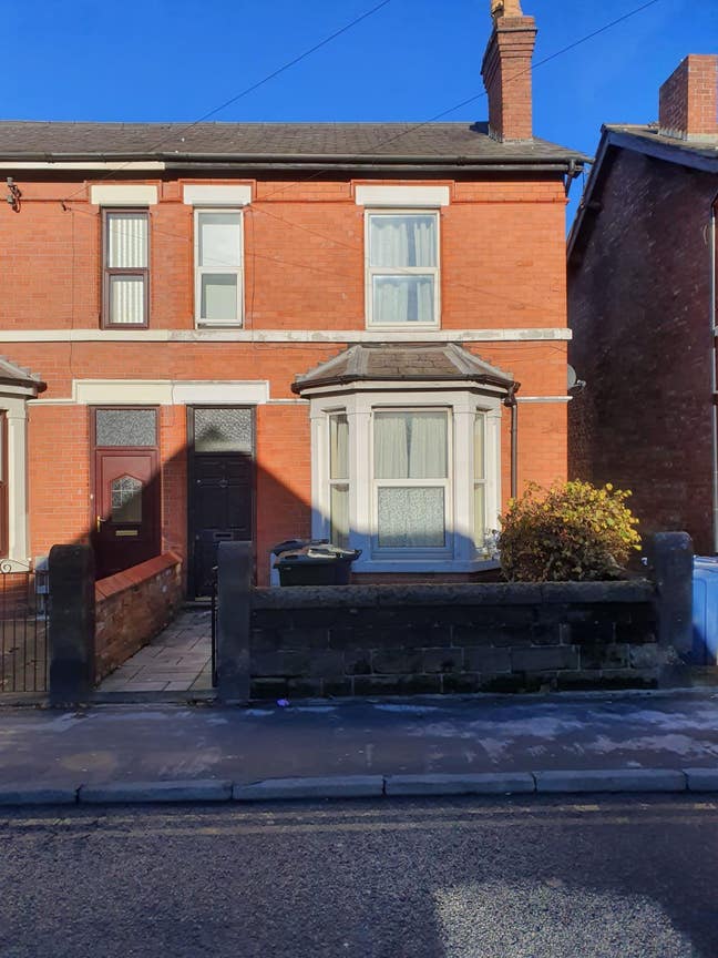 5 student Rm Wigan Rd 26/27 £118 Bills INC   Main Photo