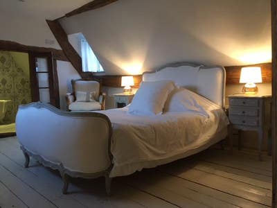  Double rm-Character cottage nr Gaydon/JLR/AM Main Photo