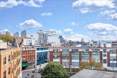 Flat in Farringdon  Main Photo