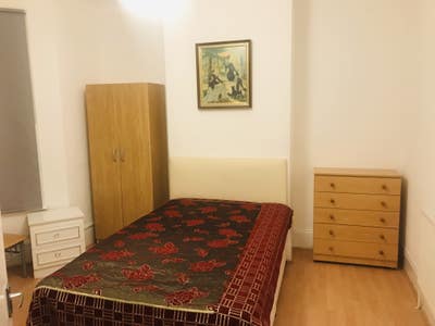 Looking for Family Oriented  Main Photo