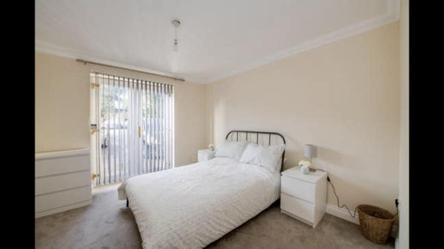Modern flat, double room with parking Main Photo