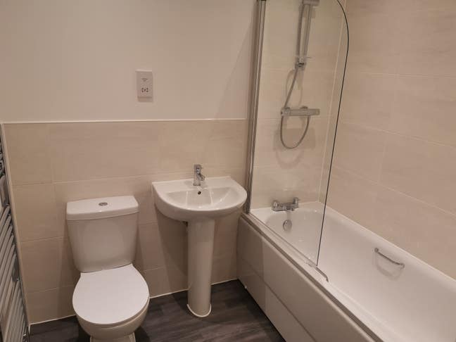 Lovely Double Room to Rent  Main Photo
