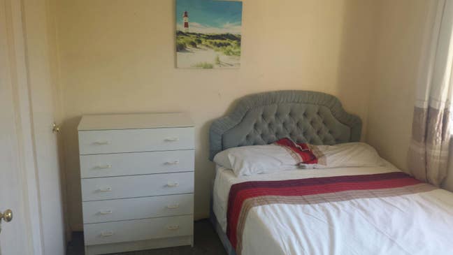 Single Bedroom &pound;480 pcm. .Free Wi Fi, No Bills  Main Photo