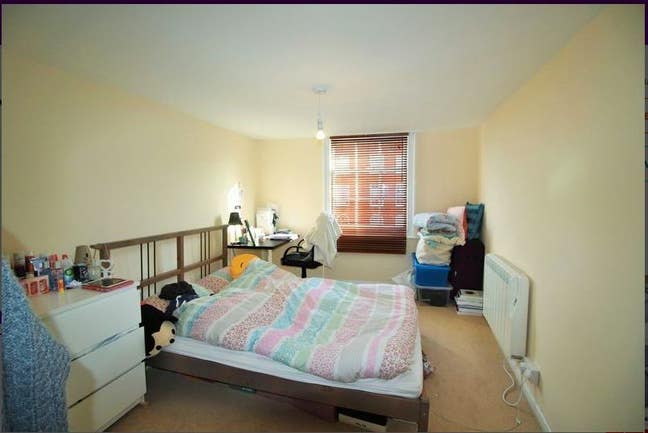 2 bed flat to rent near university of Buckingham Main Photo