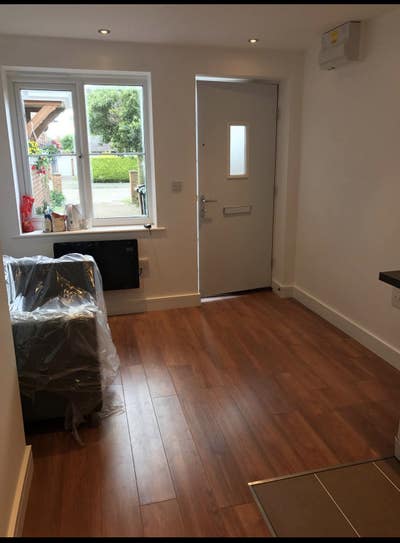 One Bedroom Annexe- Private Facilities & Bills Inc Main Photo