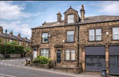 Working Professionals House Share Main Photo