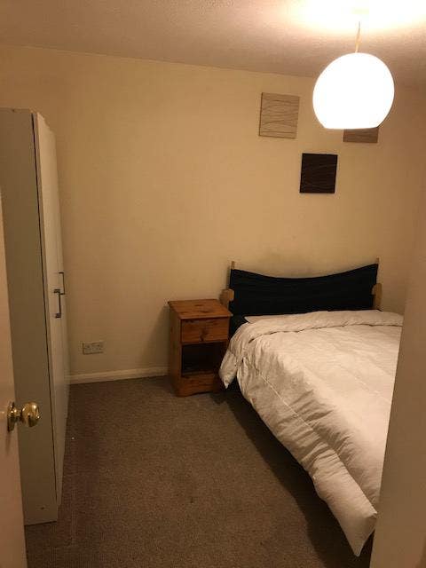 Single Room Available Main Photo